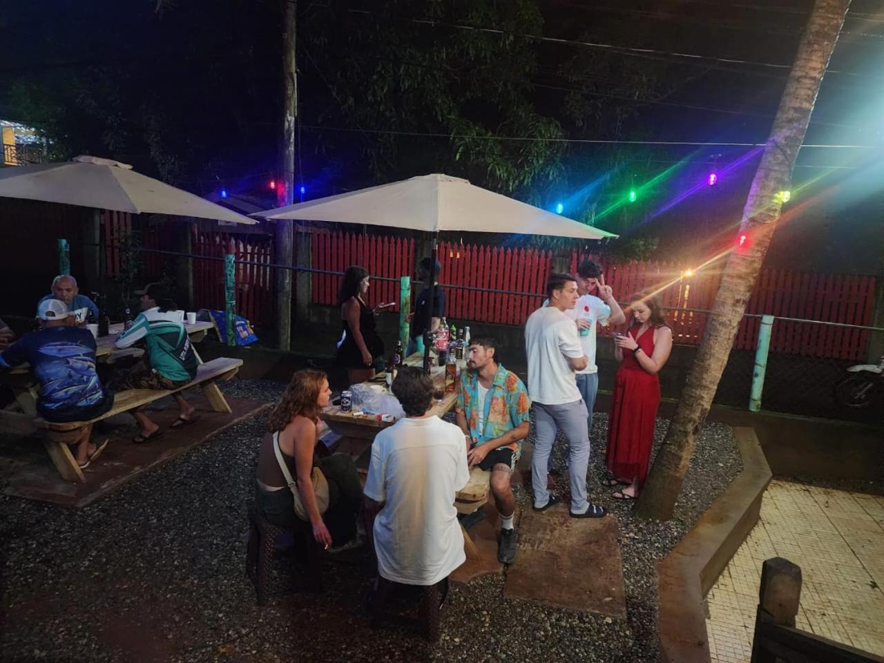 Fenix Hotel & Hostel อูติลา ภายนอก รูปภาพ